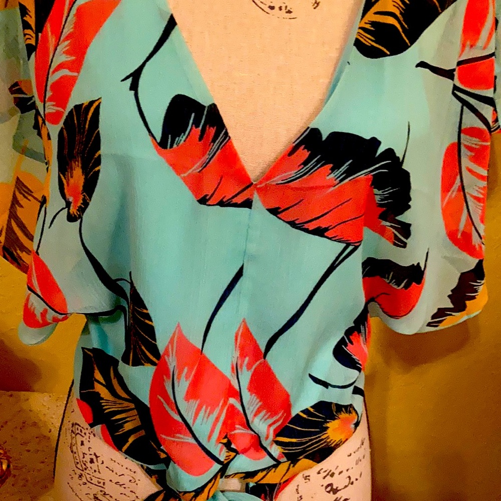 Nwt Express top!